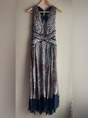 New Mandalay 100% Silk Leopard Print Maxi Dress with Black Hem Size 8